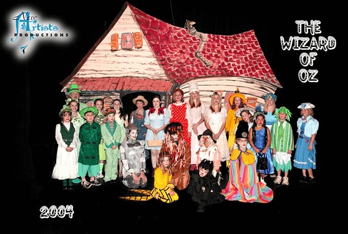 The cast of "The Wizard of OZ" - 2004